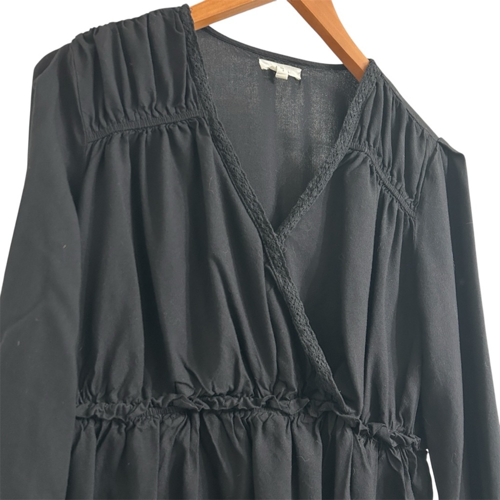 Maurices Long Sleeved V-Neck Black Peplum Blouse, Medium